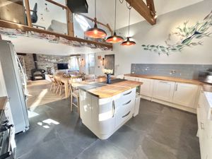 Photo 10- click for photo gallery